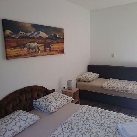 Studio And Winery Kalimut Virpazar Ngoại thất bức ảnh