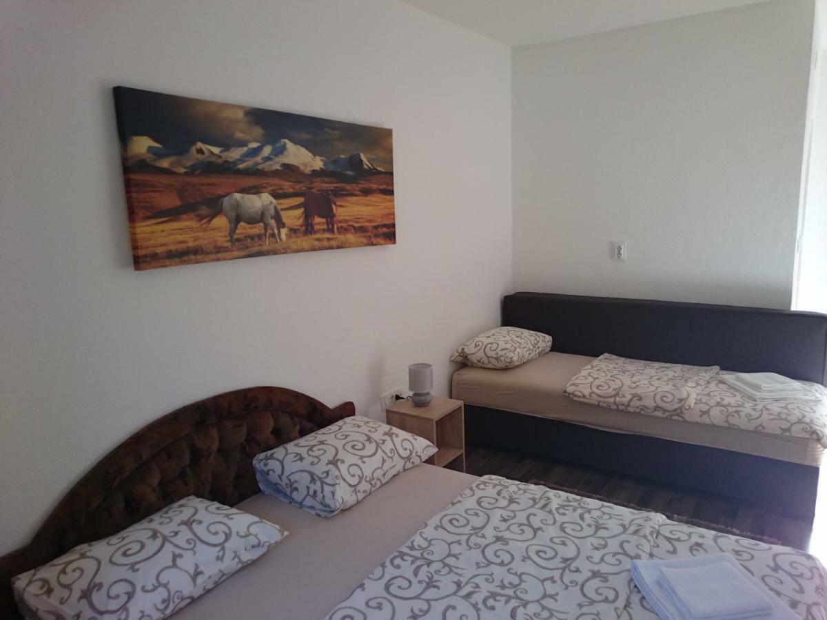 Studio And Winery Kalimut Virpazar Ngoại thất bức ảnh