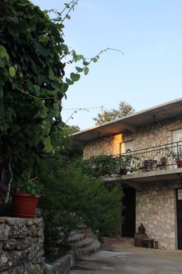 Studio And Winery Kalimut Virpazar Ngoại thất bức ảnh